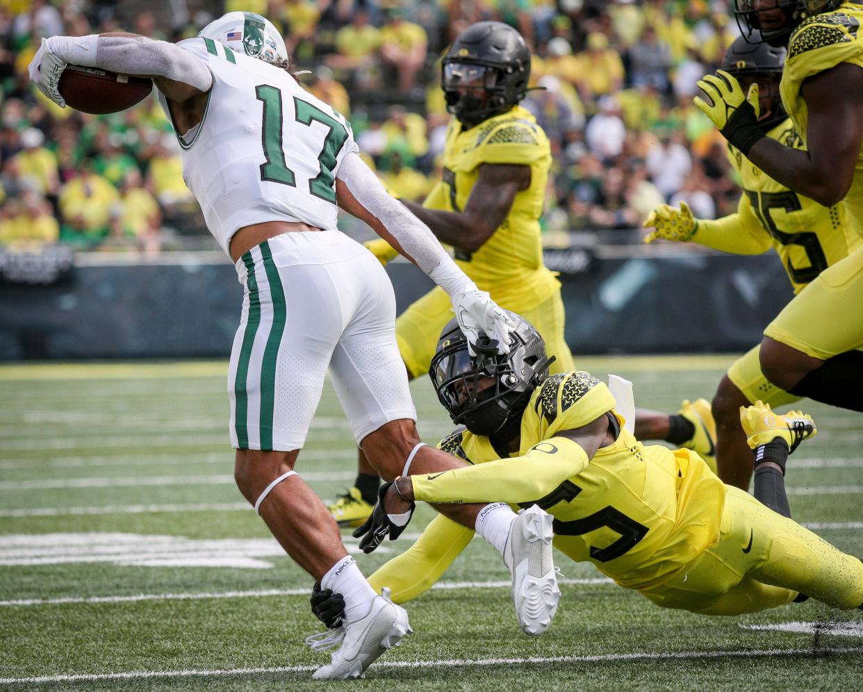 Oregon defensive back Khyree Jackson brings down Portland State running back Quincy Craig during the Ducks' Sept. 2 season opener.