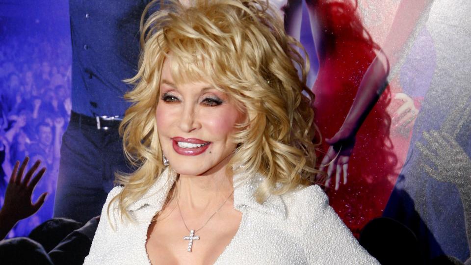 Dolly Parton at the Los Angeles Premiere of 