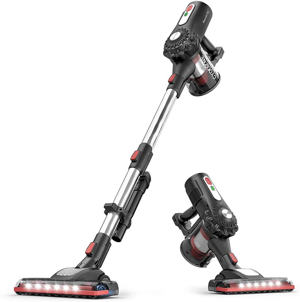 Roomie Tec Cordless Stick Vacuum Cleaner (Photo via Amazon)