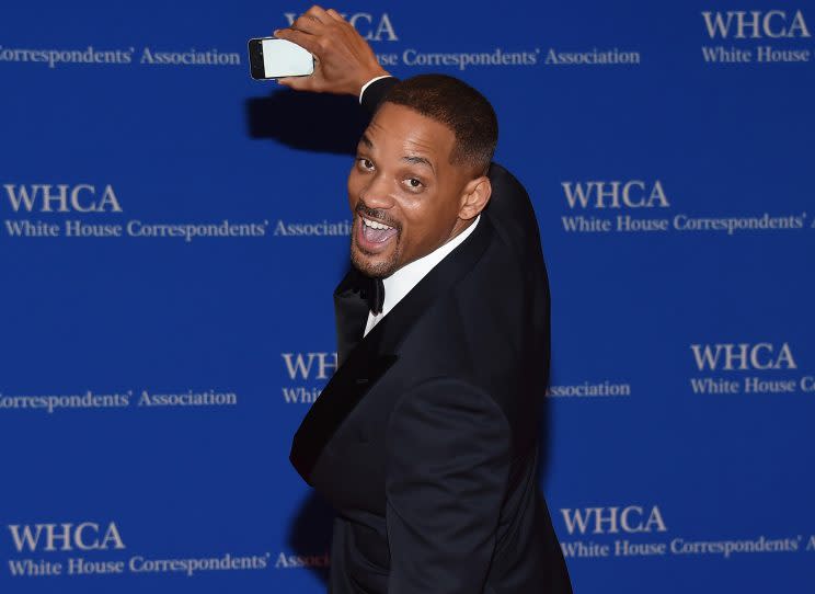 Will Smith made sure to get his own pic on the red carpet in 2016. (Photo: Larry Busacca/Getty Images)