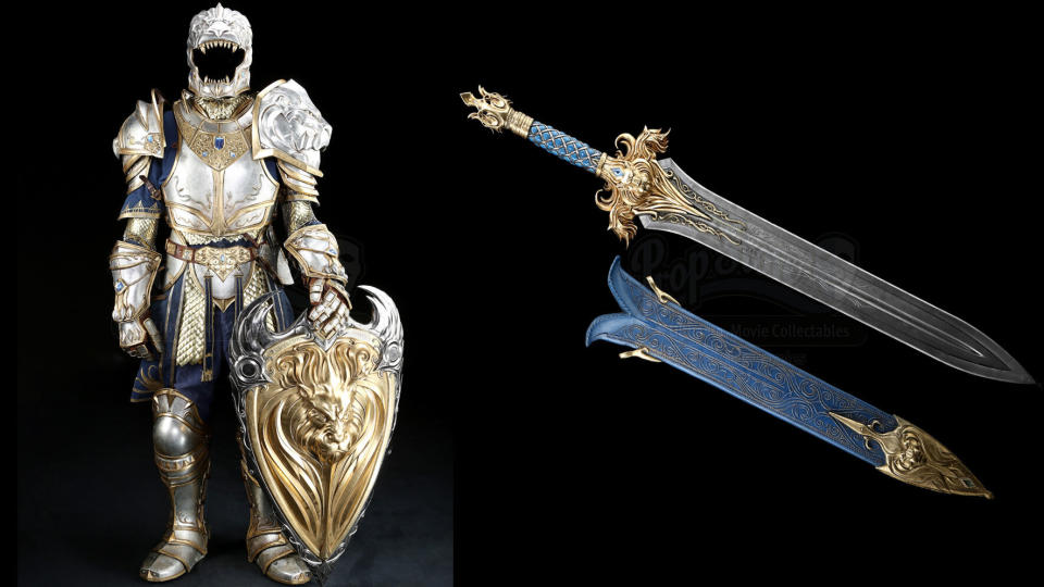 萊恩國王英雄特寫鋼劍與劍鞘也同樣以 5.1 萬美元（台幣約 150 萬）拿下第二高價的道具。