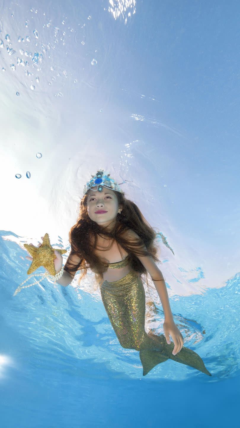 Sign your kids up for mermaid school.