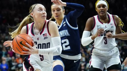 No. 1 South Carolina still has room to grow, a scary concept for other  women's hoops contenders - Yahoo Sports