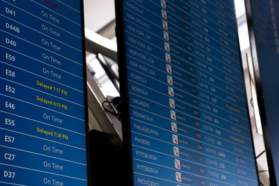 Flight statuses including flight delays