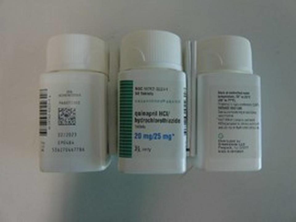 Quinapril HCI/hydrochlorothiazide tablets, 20/25 mg