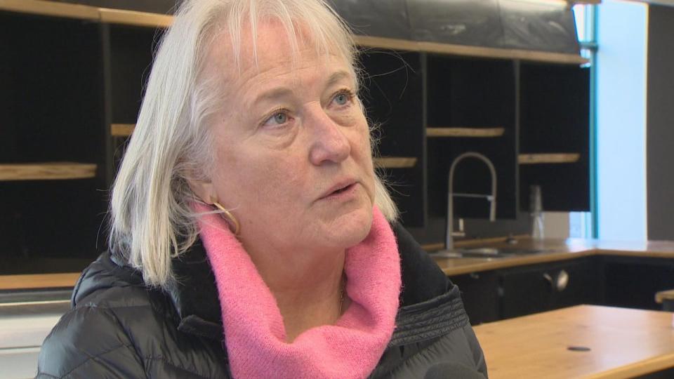 Joan Kingston, a nurse at the Fredericton Downtown Community Health Centre, said the new warming centre has enough capacity for 50 people at a time. 