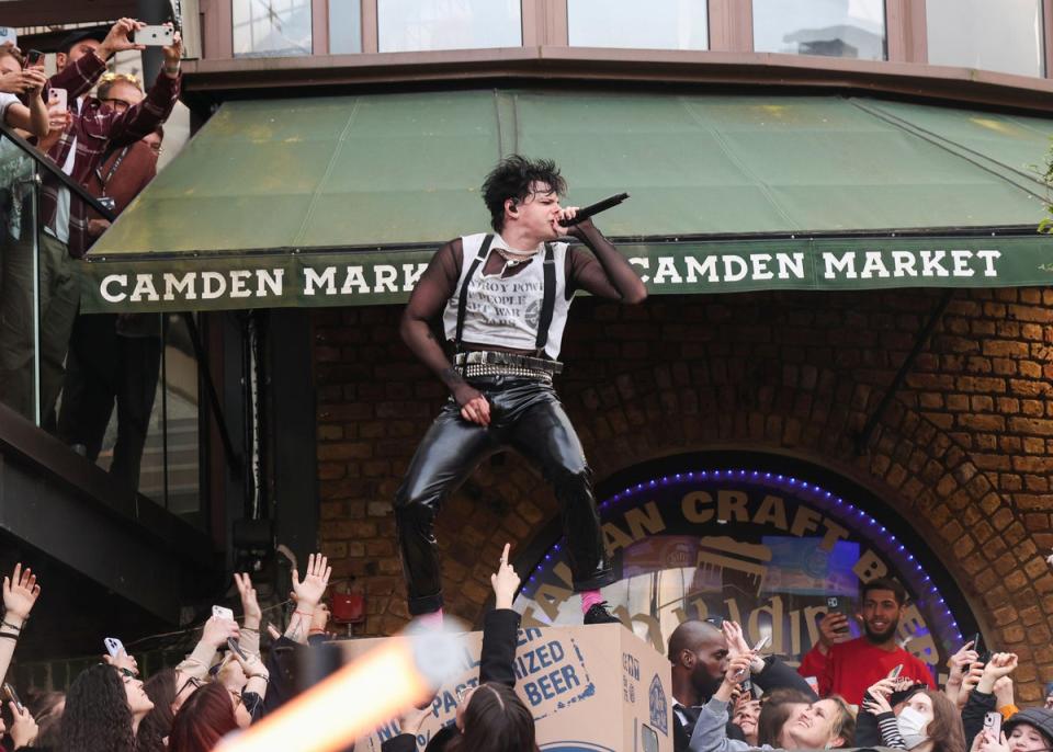 Yungblud performing in Camden Market (Alamy Stock Photo)