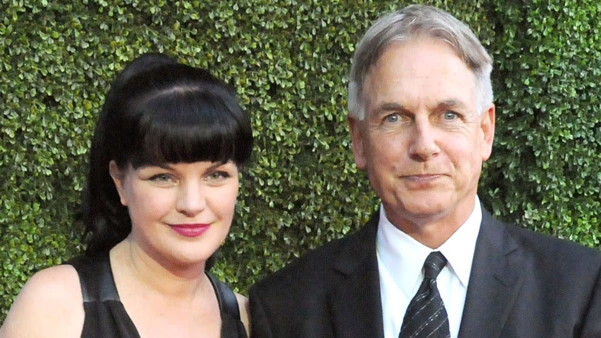 An online ad claimed that Mark Harmon had an affair and that it involved someone like Pauley Perrette on NCIS and said producers hid it from fans for years. 