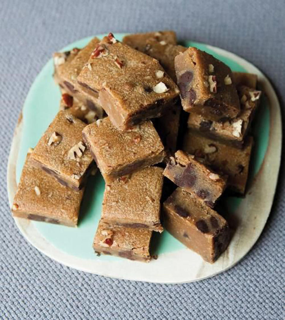 Gooey Honey Blondies