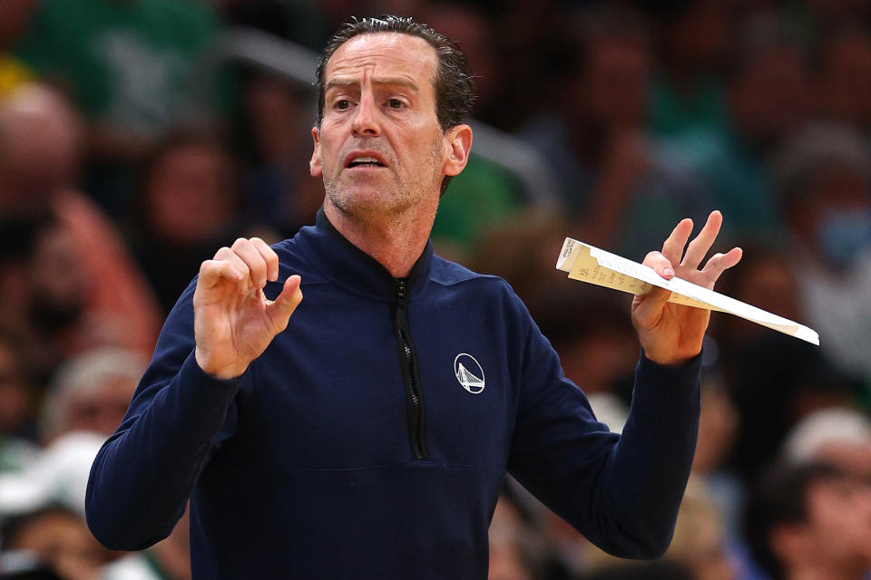 BOSTON, MASSACHUSETTS - JUNE 16: Assistant coach Kenny Atkinson of the Golden State Warriors reacts against the Boston Celtics during the first quarter in Game Six of the 2022 NBA Finals at TD Garden on June 16, 2022 in Boston, Massachusetts. NOTE TO USER: User expressly acknowledges and agrees that, by downloading and/or using this photograph, User is consenting to the terms and conditions of the Getty Images License Agreement. (Photo by Elsa/Getty Images)