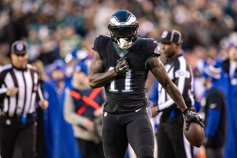 PHILADELPHIA, PA - JANUARY 08: Philadelphia Eagles wide receiver A.J. Brown (11) reacts during the first half of the National Football league game between the New York Giants and Philadelphia Eagles on January 8, 2023 at Lincoln Financial Field in Philadelphia, PA (Photo by John Jones/Icon Sportswire via Getty Images)