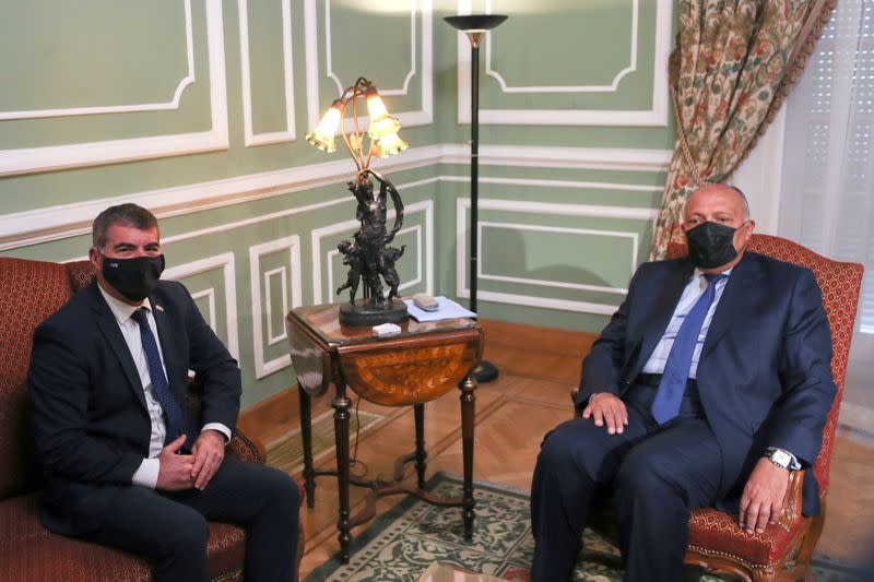 Egyptian Foreign Minister Shoukry meets with his Israeli counterpart Ashkenazi, in Cairo