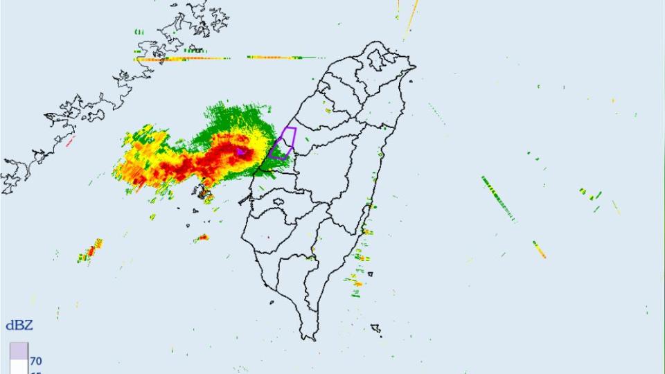 氣象署針對中部地區發布大雷雨即時訊息。（圖／氣象署）