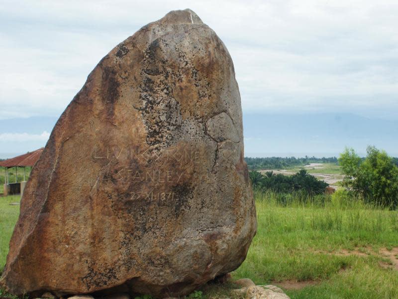 Historisches Graffiti: David Livingstone und der Journalist Henry Morton Stanley waren hier in Mugere und haben sich am Felsen verewigt. Foto: Carola Frentzen