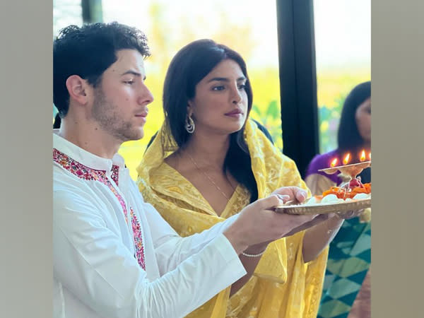 Priyanka Chopra and Nick Jonas (Image source: Instagram)