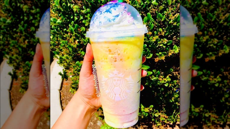 Starbucks Venti Tie-Dye Frappuccino