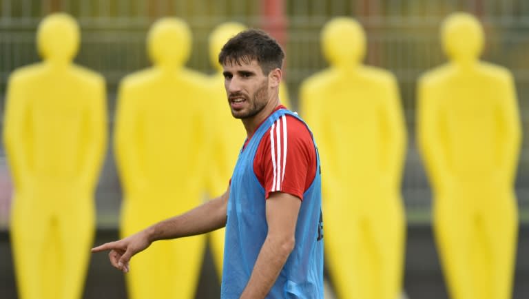 Bayern Munich's Javi Martinez has suffered a shoulder injury and will not be playing in their match against Celtic on October 17, 2017