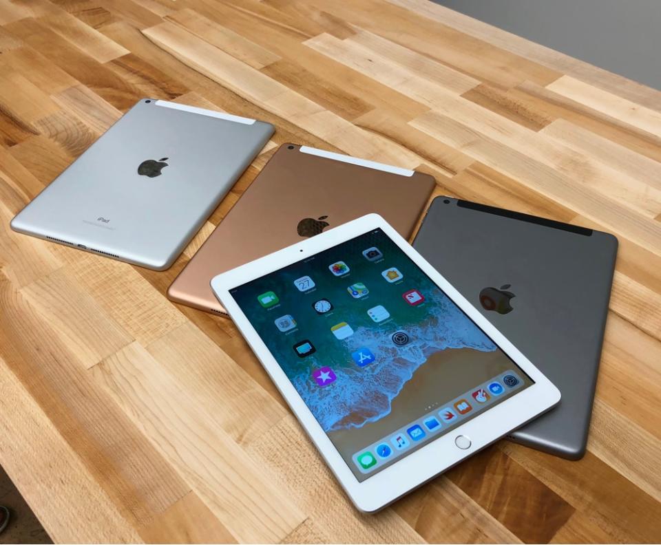 Apple’s new iPad looks the same as last year’s model, but packs a lot more power.