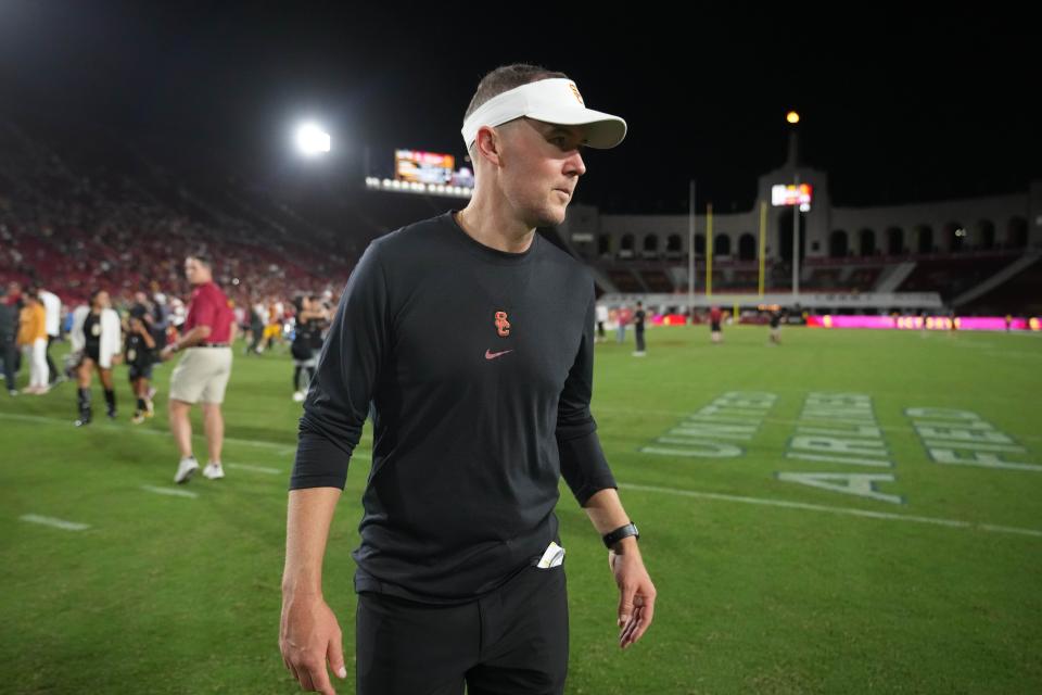 Southern California head coach Lincoln Riley and reporter Luca Evans talked out the situation.