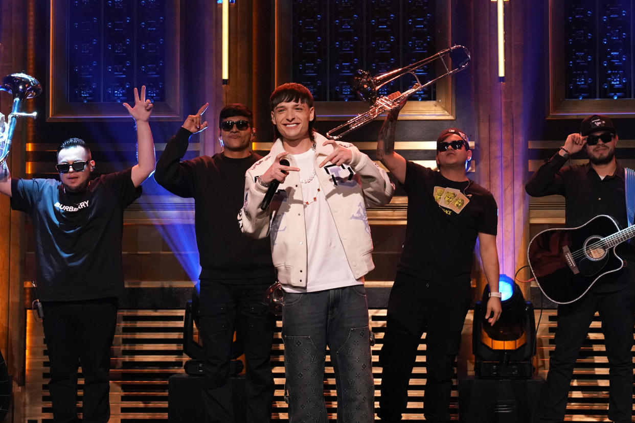 THE TONIGHT SHOW STARRING JIMMY FALLON -- Episode 1842 -- Pictured: Musical guest Peso Pluma performs on Friday, April 28, 2023 -- (Photo by: Rosalind O'Connor/NBC via Getty Images)