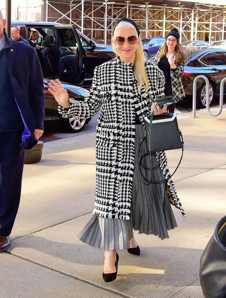 helen mirren houndstooth coat