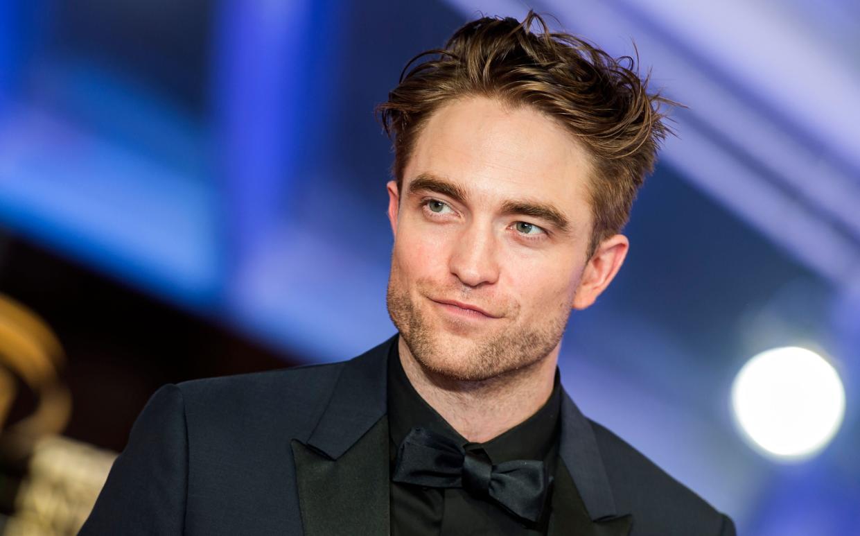 US actor Robert Pattinson arrives at the Marrakech International Film festival, on November 30, 2018 in the city of Marrakesh (Photo by FADEL SENNA / AFP)        (Photo credit should read FADEL SENNA/AFP/Getty Images)