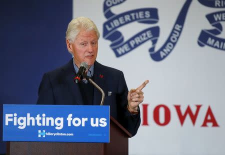 Former U.S. President Bill Clinton speaks at the National Czech and Slovak Museum while campaigning for his wife, Democratic presidential candidate Hillary Clinton, in Cedar Rapids, Iowa in this January 7, 2016 file photo. REUTERS/Aaron P. Bernstein/Files