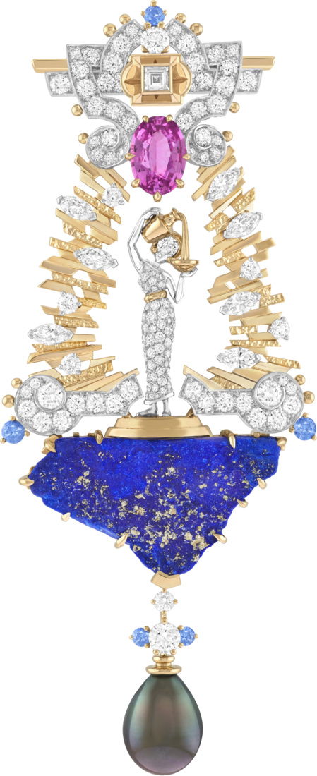 Van Cleef & Arpels’ Dea Eterna brooch.