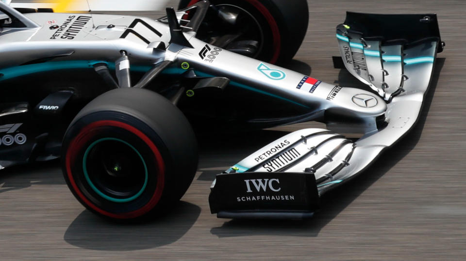 新版前翼不符規定Mercedes被迫進行修改