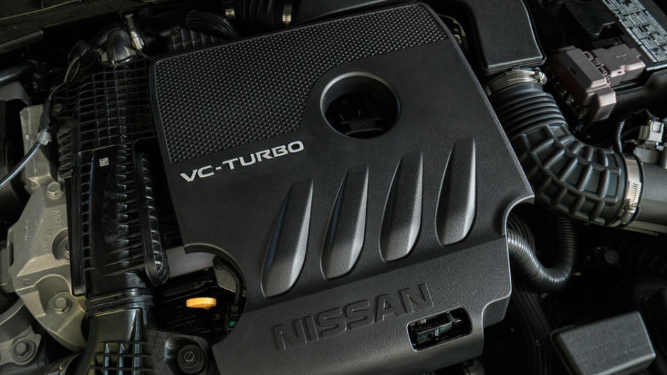 美規Altima提供2.5生自然進氣與2.0升VC-Turbo可變壓縮比渦輪增壓引擎兩款動力選擇。(圖片來源/ Nissan)