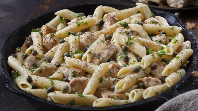 chicken and penne Alfredo