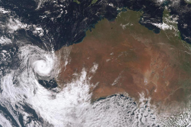 Residents on 'red alert' as cyclone threatens lives
