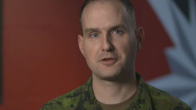 加拿大軍隊軍事情報學院指揮官拉斐爾·蓋（Raphaël Guay）中校，疑似因為涉及性醜聞而遭到停職處分。   圖 : 翻攝自環球網