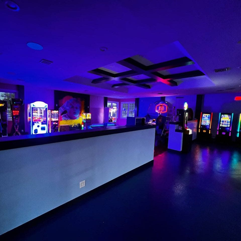 Holey Mackerel has opened in Greenfield and features mini golf, batting cages, arcade games and a mural of Chris Farley.