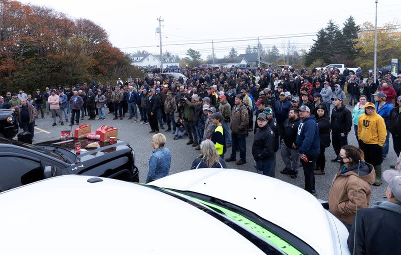 Non-native commercial lobster fishermen protest in Barrington Passage