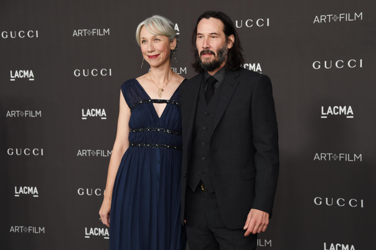 Alexandra Grant y Keanu Reeves en 2019 en Los Angeles. (Photo by Michael Kovac/Getty Images for LACMA)