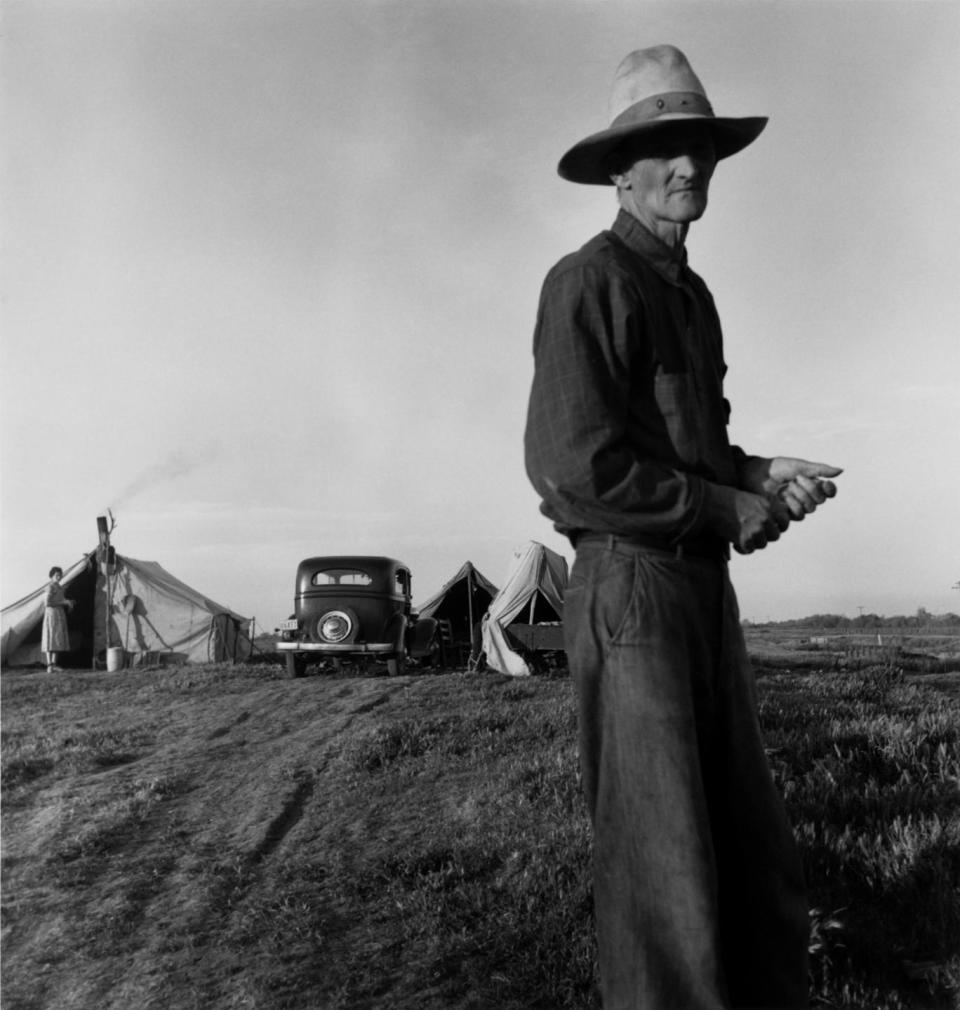 Dorothea Lange Drought Refugees , ca. 1935 (The Dorothea Lange Collection, the Oakland Museum of California)