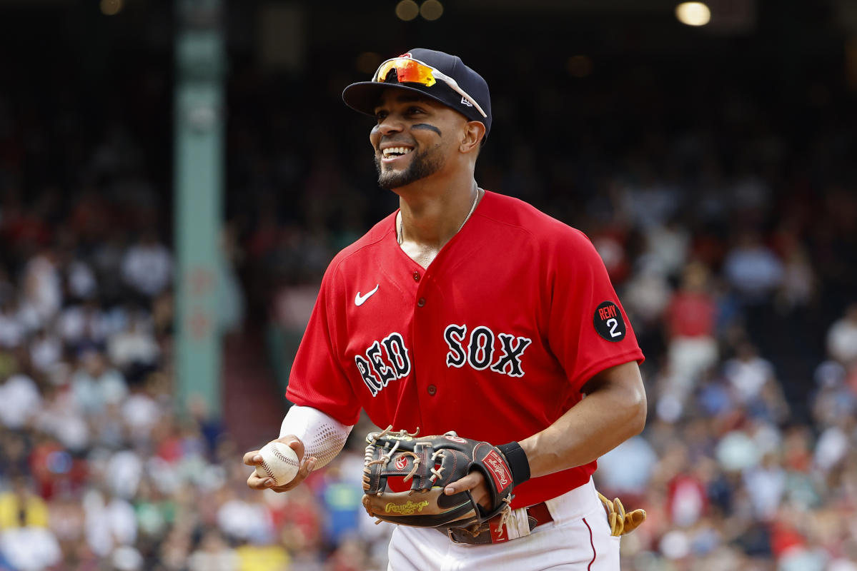 Xander Bogaerts introduced by Padres