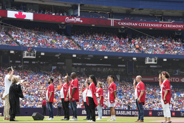 Devers hits 20th home run as Red Sox beat Blue Jays 7-6