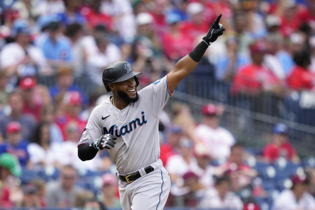 Dominguez hits 7th homer, 06/18/2022