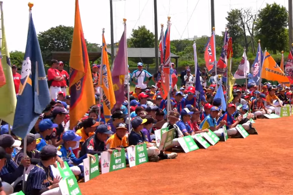 第2屆「全國社區學生棒球大賽在東海大學棒球場舉辦全國賽開幕園遊會暨趣味競賽