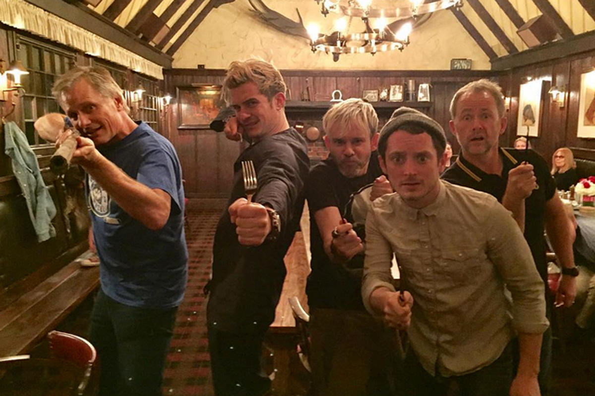 Orlando Bloom Shares Throwback Photo of 'Lord of the Rings' Cast Getting  Matching Tattoos