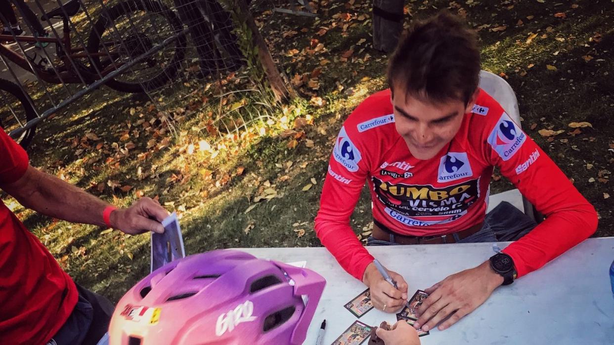 sepp kuss signs autograph