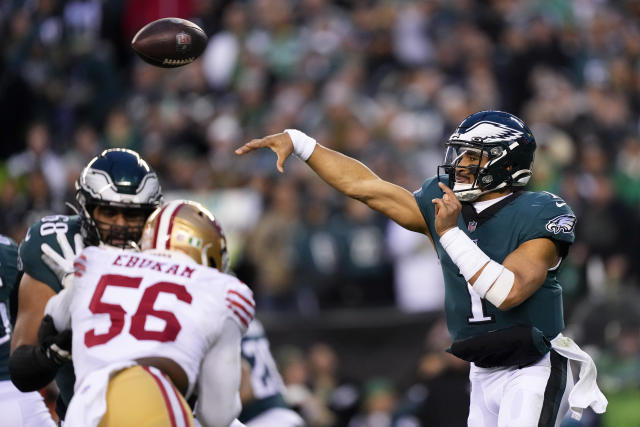 Chiefs' Super Bowl-winning field goal comes after controversial penalty on  Eagles: 'Can't f---ing call that'