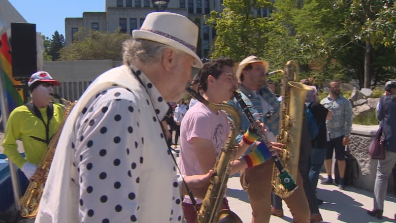 Vancouver proclaims 2018 'Year of the Queer,' raises flags at city hall