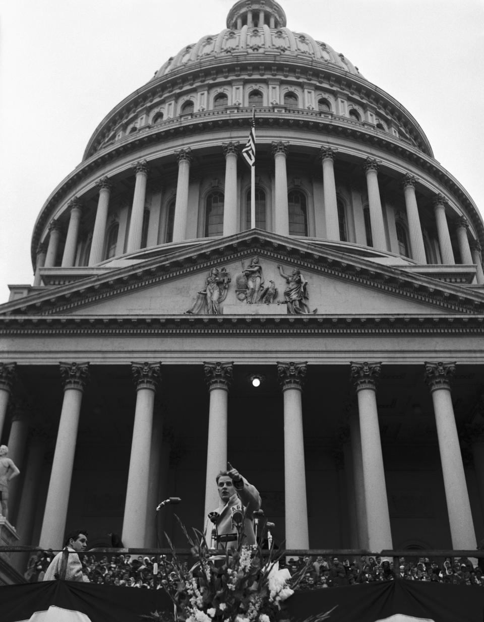 Graham addresses an estimated crowd of 30,000 people at the U.S. Capitol, calling on Truman&nbsp;to proclaim a day of national prayer in the&nbsp;U.S.