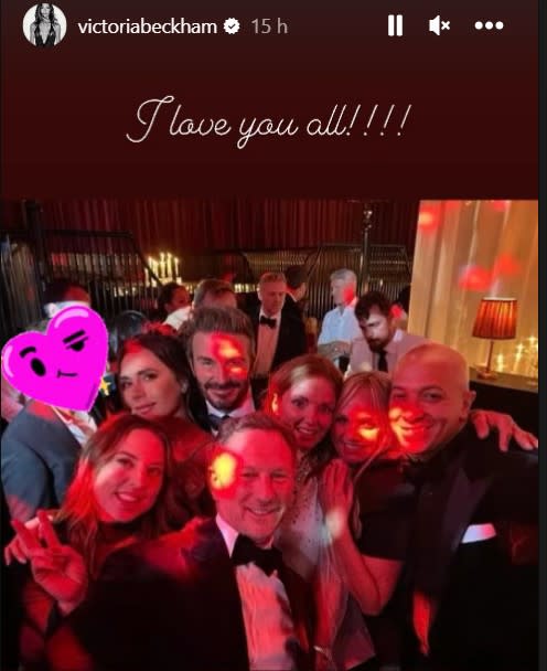 Victoria Beckham shared a picture with her former bandmates and their partners. (Instagram)
