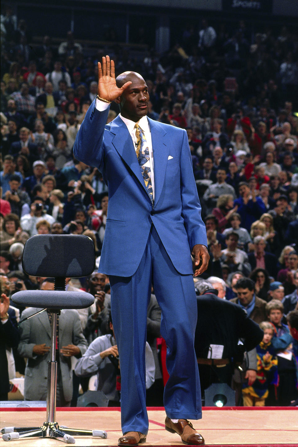 Michael Jordan waves to the crowd during his jersey retirement on November 1, 1994 at the United Center in Chicago, Illinois. (Photo by Nathaniel S. Butler/NBAE via Getty Images)