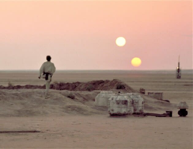 tatooine two suns wallpaper