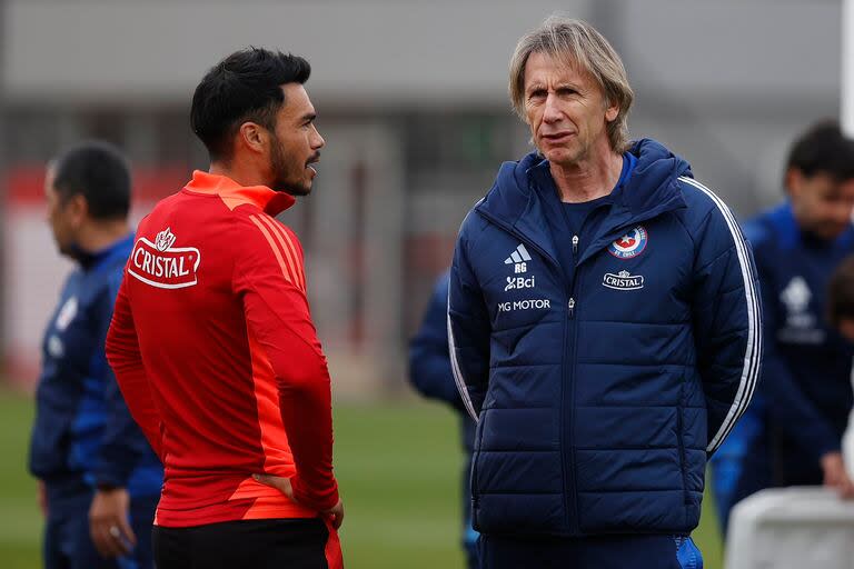 Ricardo Gareca, DT de Chile; el entrenador argentino tendrá un difícil objetivo en la Copa América 2024